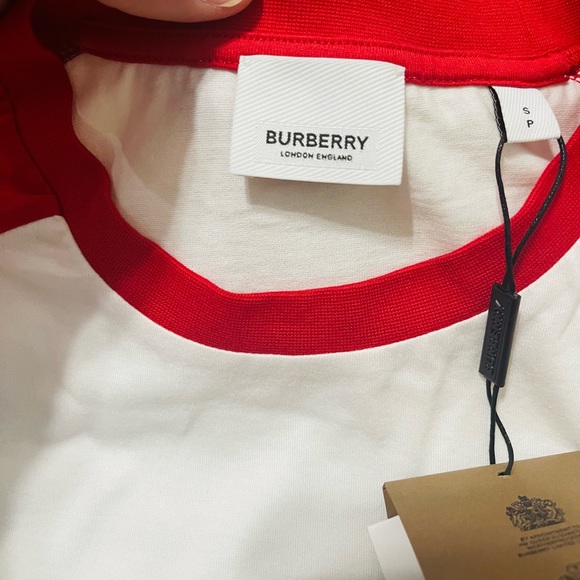 NWT Men’s Small/Women’s Medium Burberry Rory Monogram Motif Sweatshirt White/Red - Picture 10 of 14